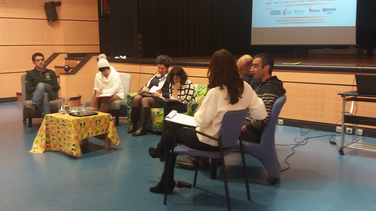 FundacEllacuria's tweet photo. Estamos en la Jornada de Asociaciones de Inmigrantes, con todas las voces @migrantes_sj @Biltzen @EscolapiosBi  @EDEconocimiento @ekain75 @Maritxu30 @HarresiakApurtu https://t.co/OWWhdnggf4