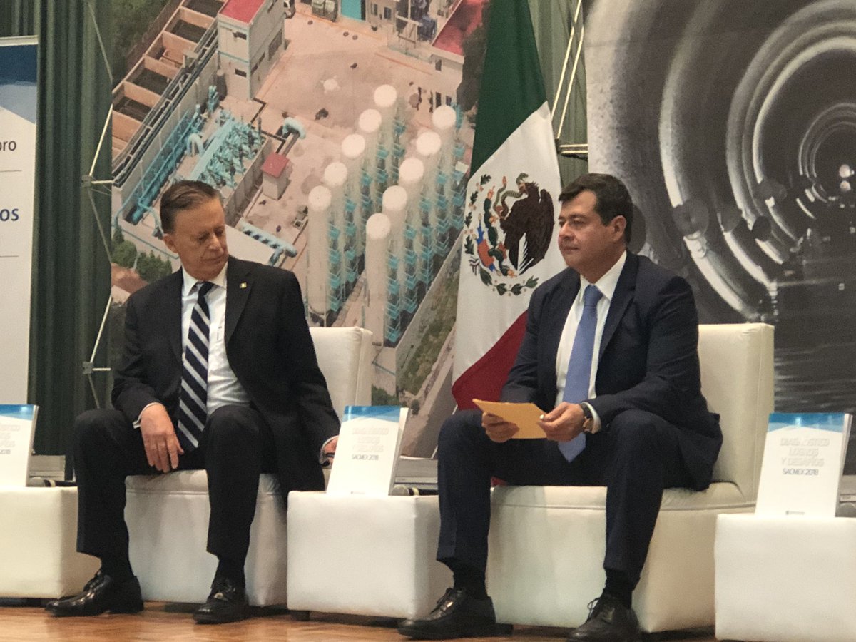 Estamos presentando el libro “Diagnóstico Logros y Desafíos SACMEX 2018” en el Colegio de Ingenieros Civiles de México.