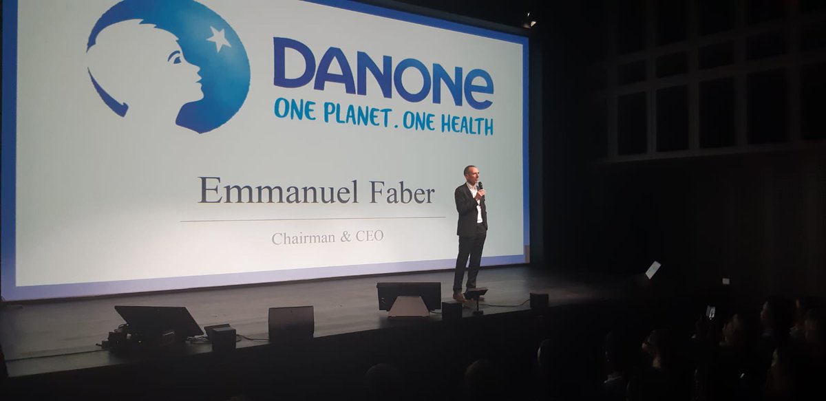 sbcFoodTech's tweet image. Almost a year ago, we announced our partnership with @Danone at our Demo Day in Rome. And today, we are honored to be here in Paris hosting @EmmanuelFaber at our #sbcDemoDay. Working side-by-side, we have accomplished a lot and we are ready to revolutionize the food together!