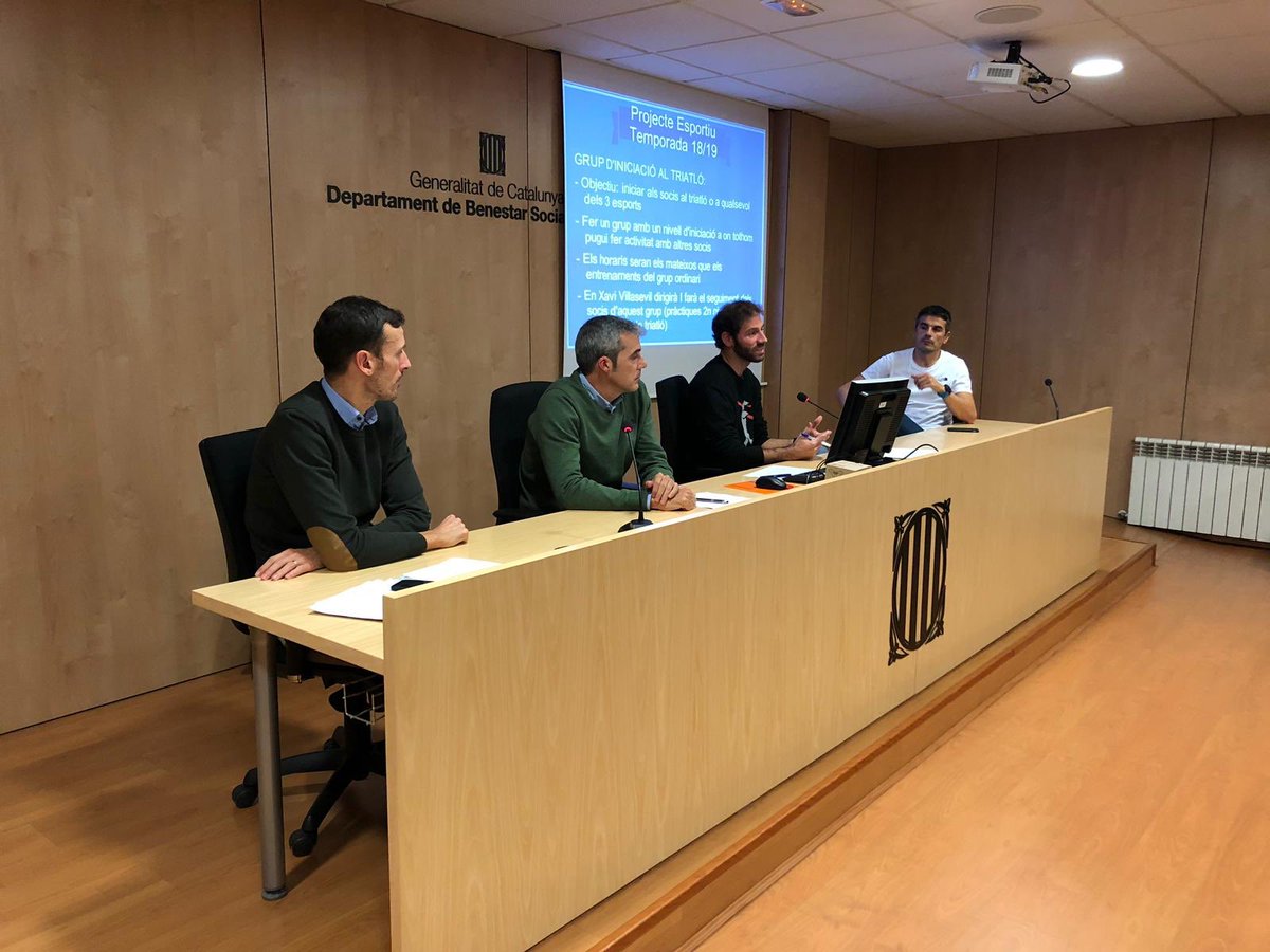 TGCBINN's tweet photo. Avui hem explicat el projecte esportiu i social per la temporada 2018-2019 durant l’Assemblea del TGCBINN. Moltes novetats, però amb la filosofia de sempre. #orgullTGCBINN https://t.co/xyXpg13d9J