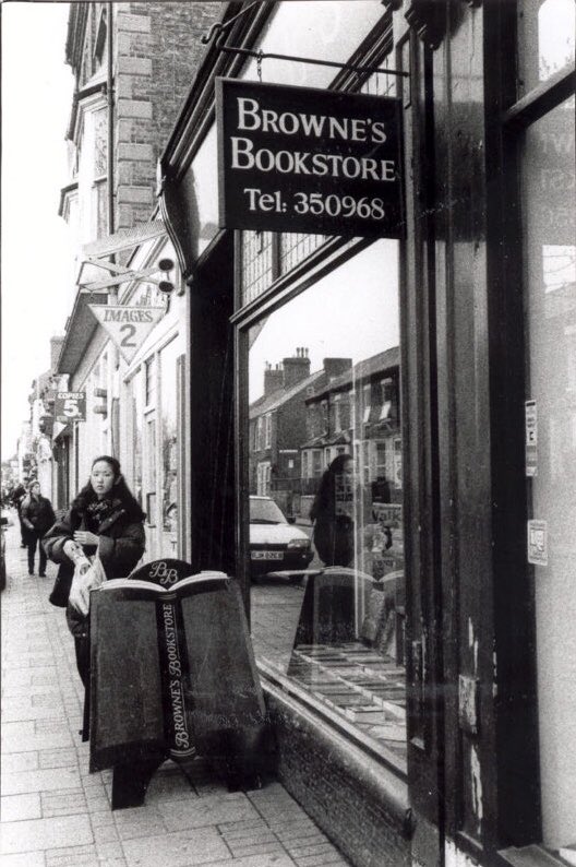 100Covers's tweet photo. More lost #Cambridge #bookshops Harry Johnson &amp; Nephew, Bowes &amp; Bowes, Browne’s, Cambridge Magazine (with smashed windows on Armistice Day). https://t.co/AUD59VTQ4n