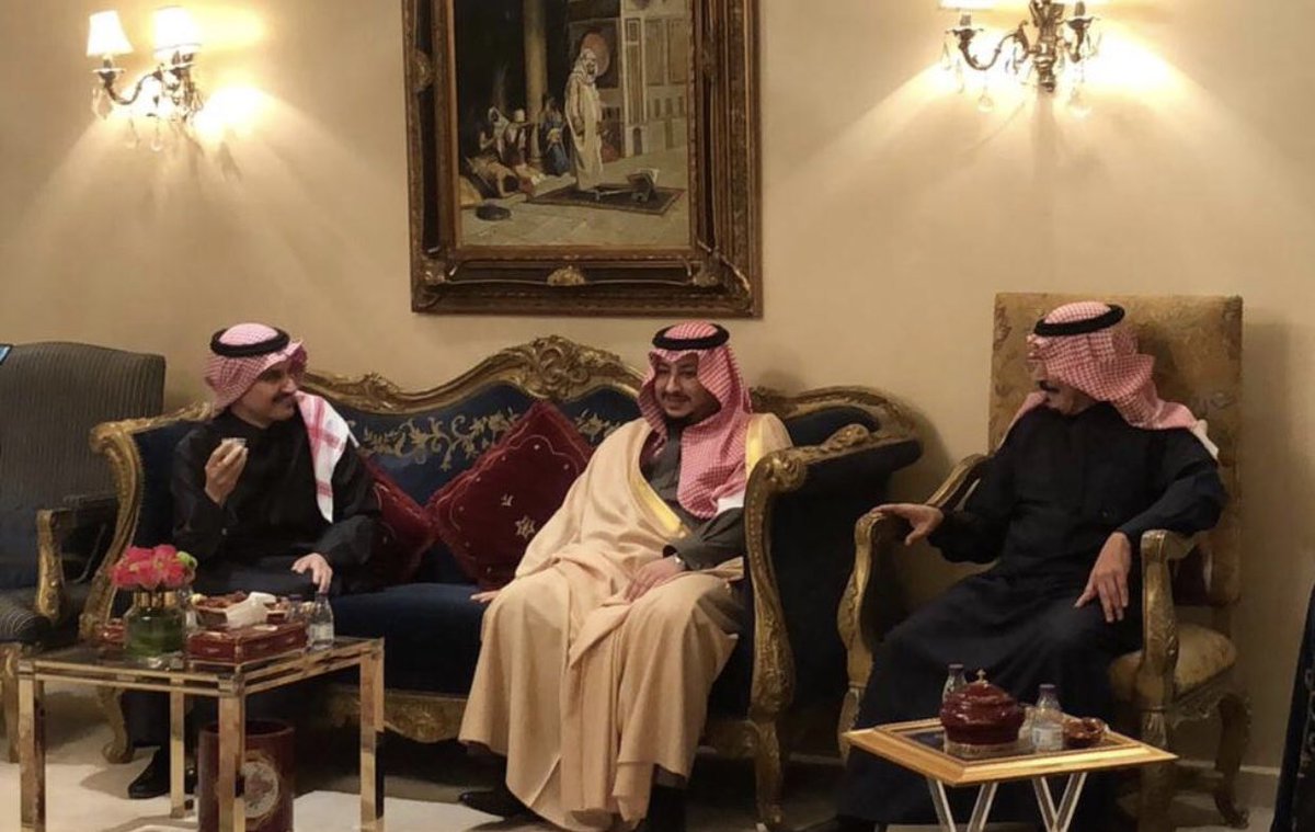 اُمسية جميله على شرف صاحب السمو الملكي الامير عبدالعزيز بن فهد ال سعود نائب امير منطقة #الجوف علم وادب وثقافه ليست بغريبة . شبابٌ نفخر بهم يقودون المملكه مناطقياً حسب رؤية والدنا خادم الحرمين الشريفين وولي عهده الامين حفظهما الله .