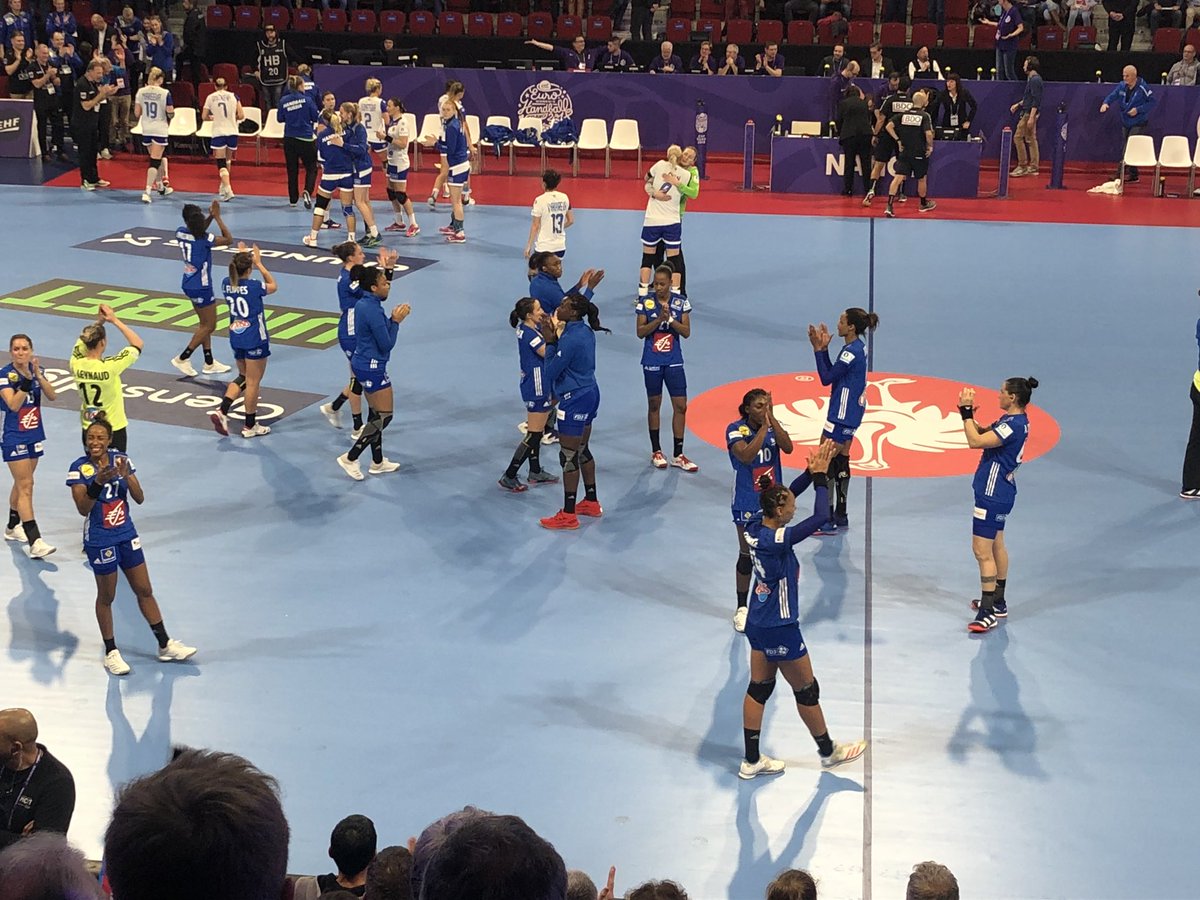 Bon ce n’est pas le meilleur début pour une compétition internationale mais çe ne fait que commencer et #Euro2018 est encore long !!! #AllezLesBleues toujours derrière vous pour une suite #Handballissime