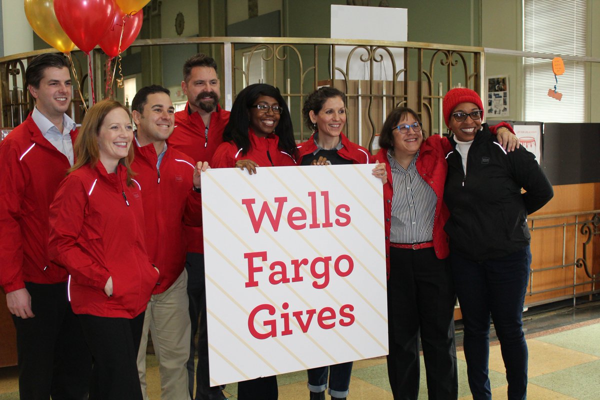 Lift4LifeAcad's tweet photo. So excited to be one of 10 recipients of the Wells Fargo grant for $25,000. The Wells Fargo team came to our school on Tuesday to bring us great spirit and cheer. Thanks for a very generous gift that will help our students!
#wellsfargoadvisors #wellsfargogives #liftforlifeacademy https://t.co/UR0j3PFekG