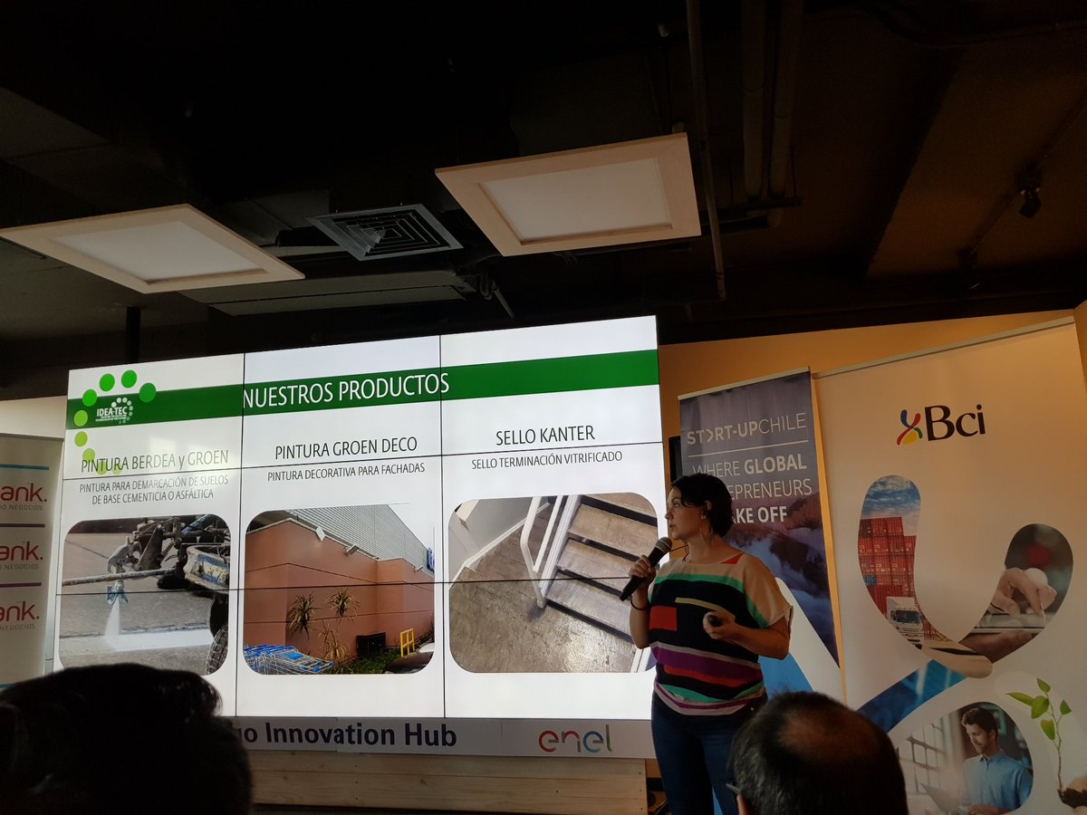 karentumani's tweet image. Recubrimientos a partir de reciclaje de plumavit: Idea-tec. Sus pinturas ya se utilizan en pisos antideslizantes de estacionamientos Mall Plaza!! Exito en ventas, aumentando x5 la producción! #TechEvening @startupchile