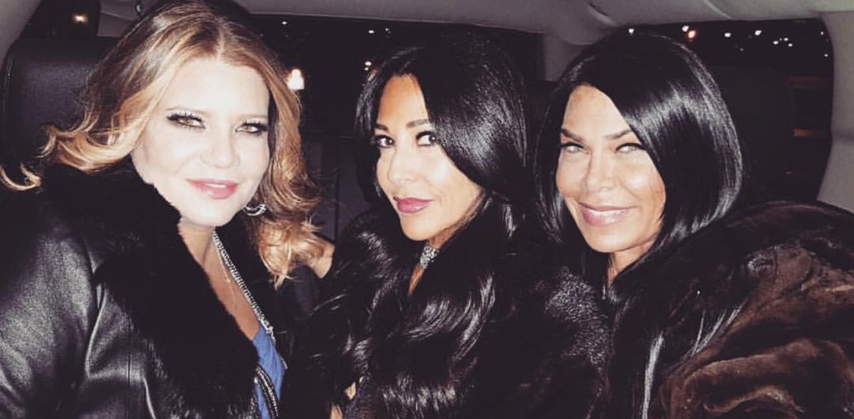 MobWives_Page's tweet image. #FinalWalk