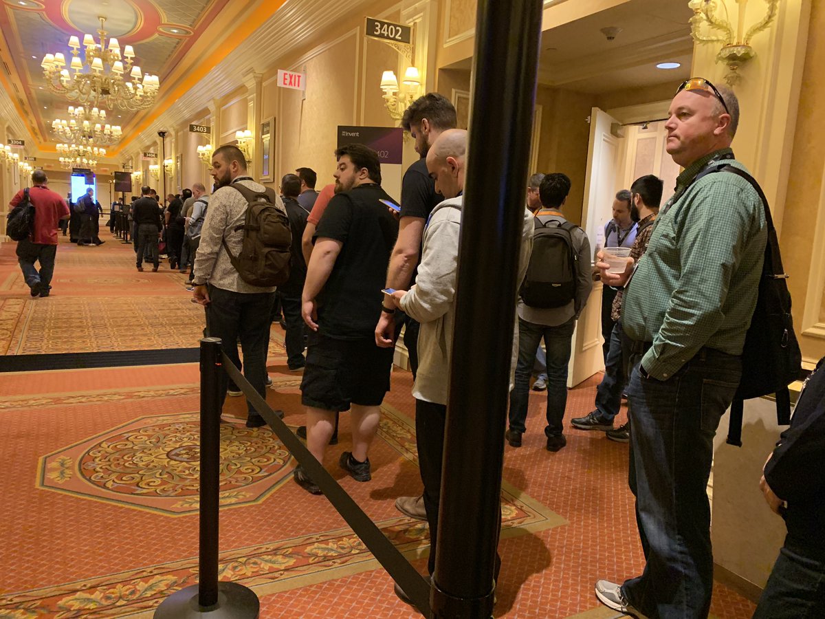 lamw's tweet photo. Whoa! The line for the #VMWonAWS session is freaking LONG! Entire hallway and wrapped the other hall 

Not going to want to miss this session, especially if you want to learn about #VMWonAWSOutposts &amp;   #VCF4EC2 https://t.co/vwgQETJr0g