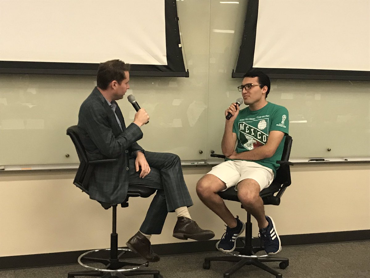 kelseynwhipple's tweet photo. Thrilled to have seasoned Texas journalists @mannyNYT and @tplohetski visit Digital Storytelling today to teach our students about how to tackle tough interviews. #digitaljut https://t.co/MBO3e18pEA