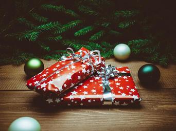 mrcssvp's tweet photo. Please help us support over 100 families-in-need during our annual #Christmas #GiftCardDrive over the weekends of Dec1/2 and Dec 8/9. Collecting gift cards and monetary donations. 'This the season for sharing! https://t.co/Kz9hVnYK3D
