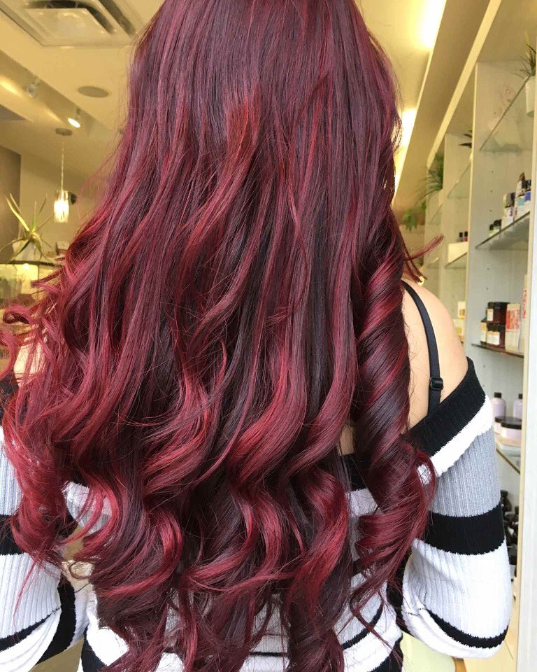 Cheers 🍷🍷🍷
Wonderful #winebalayage by our #ElenaPougia using <a href="/DavinesOfficial/">Davines</a> 👏🏻👏🏻👏🏻