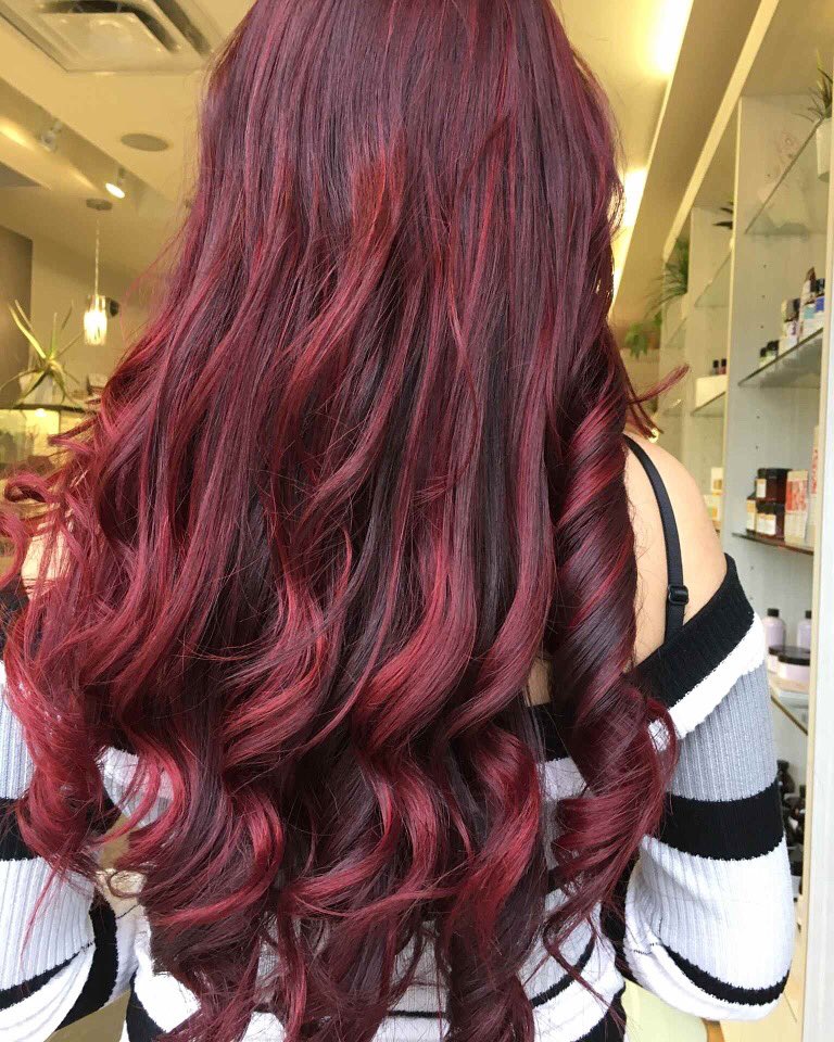 Cheers 🍷🍷🍷 Wonderful #winebalayage by our #ElenaPougia using @DavinesOfficial 👏🏻👏🏻👏🏻