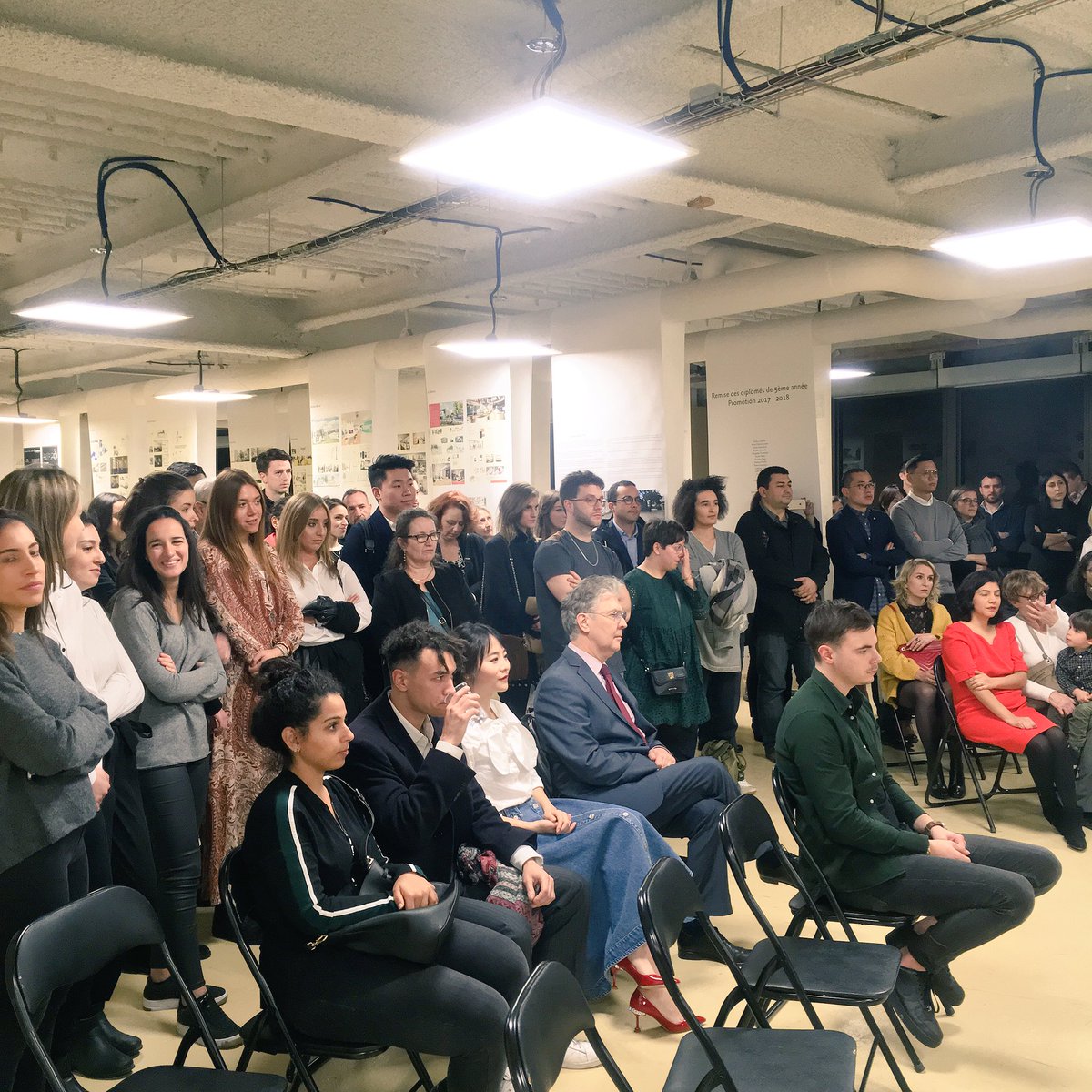 Remise des diplômes <a href="/EcoleLISAA/">LISAA</a> 5e année promo 2017-2018 dans la @LaTourMontparnasse #architecture #design #emotions #art #school #paris <a href="/MantiaTraore/">Mantia Traoré</a> <a href="/EmmanuelleTorck/">Emmanuelle Torck</a> <a href="/Boette62/">Chantal Boëtte</a> <a href="/Agnes_Nicolas/">Agnès Nicolas Ifker</a>