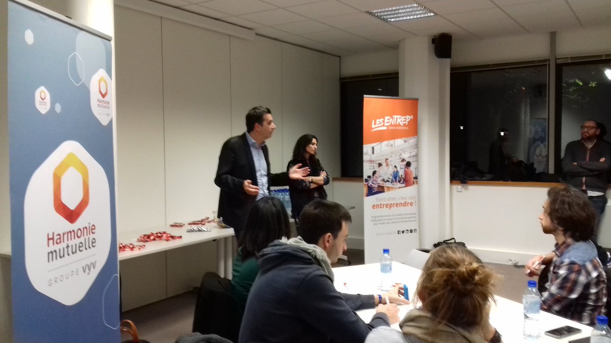 LesentrepEnOG's tweet photo. En direct d'@hmutuelle pour la deuxième soirée consacrée au #businssmodel . Avec @S_Kergourlay et Anne-Sophie Noel https://t.co/LydREYScrX
