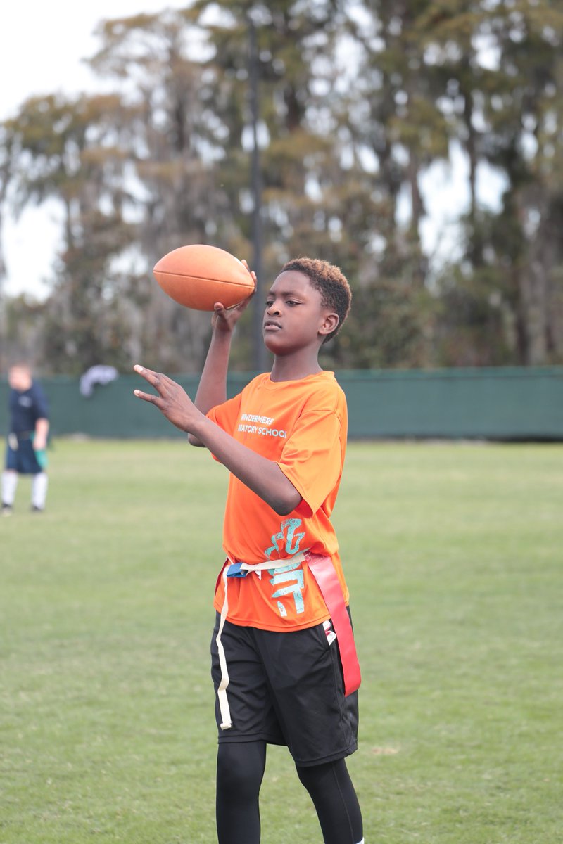 NAEducation's tweet image. Day 2 of #NAEGlobalGames is in full swing. The weather is cool but the competition is hot! Cheers can be heard from every corner of @WPS_Lakers as teams compete to win spots in the championship brackets. Best of all, friendships are being made to last a lifetime.