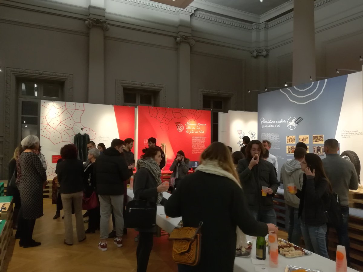 j_simon63's tweet photo. Afterwork Clermont fête ses étudiants à l'exposition Migrations jusqu'à 21h salle Gaillard #CFSE2018 https://t.co/T7dTTFMqx6