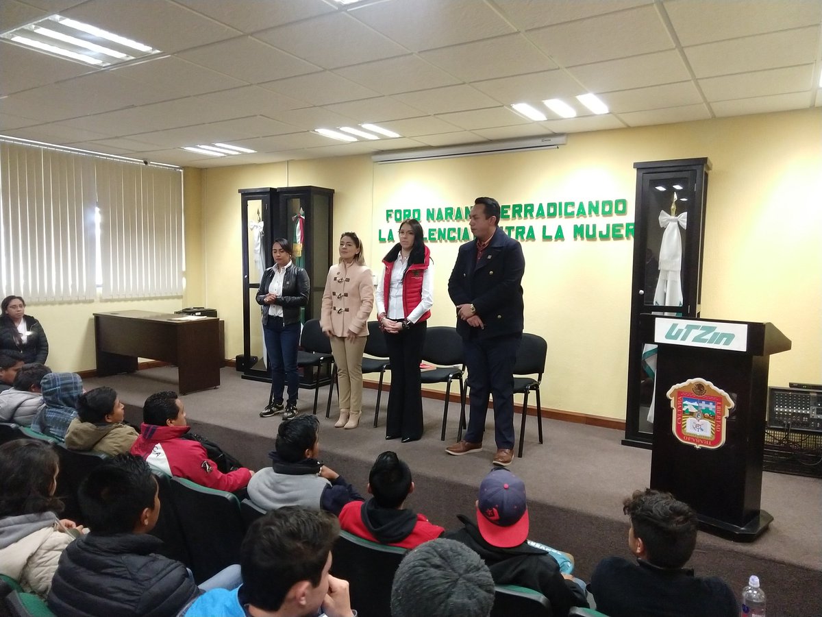zinacantepectv's tweet photo. Tomamos acciones con el fin de generar conciencia sobre la violencia de género. Se realiza el "Foro Naranja, Erradicando la Violencia Contra la Mujer" en la Universidad Tecnológica de Zinacantepec #IdentidadQueNosUne #YoAmoZina https://t.co/3lFxO5v4Yn