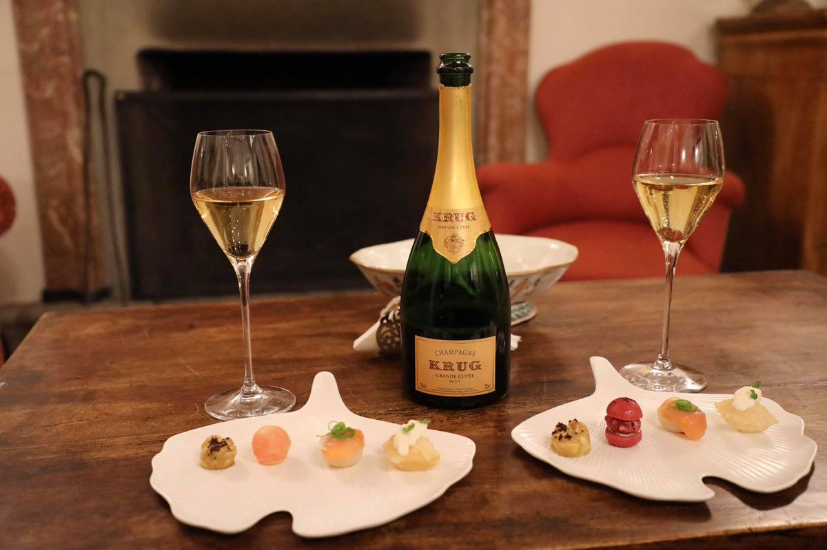 AltissimoCeto's tweet photo. #VGinDaHouse @Locanda_Pilone @Krug #KrugAmbassade Chef Federico Gallo
Stay tuned https://t.co/UFol0YqQqU
#ViaggiatoreGourmet #AltissimoCeto https://t.co/spBMRtvLkM