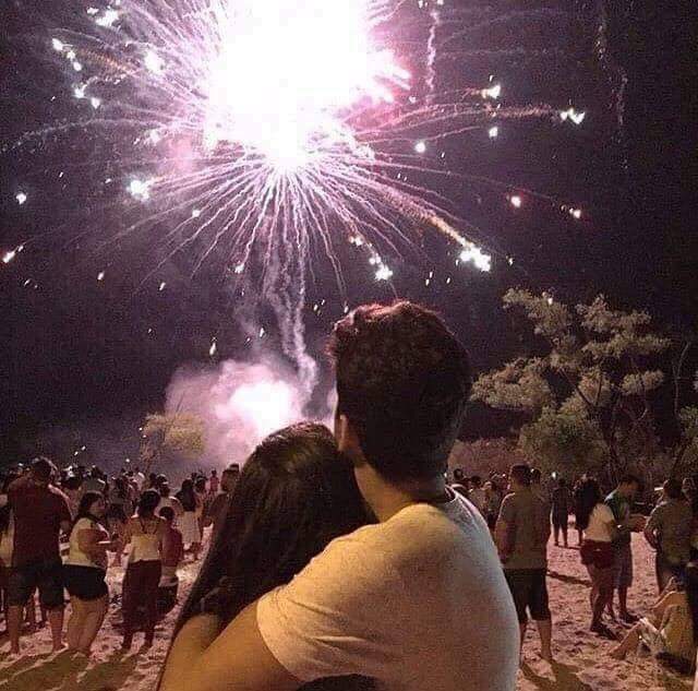 cristianfellipe's tweet photo. Queria passar meu final de ano assim https://t.co/xgj0f7YmP7