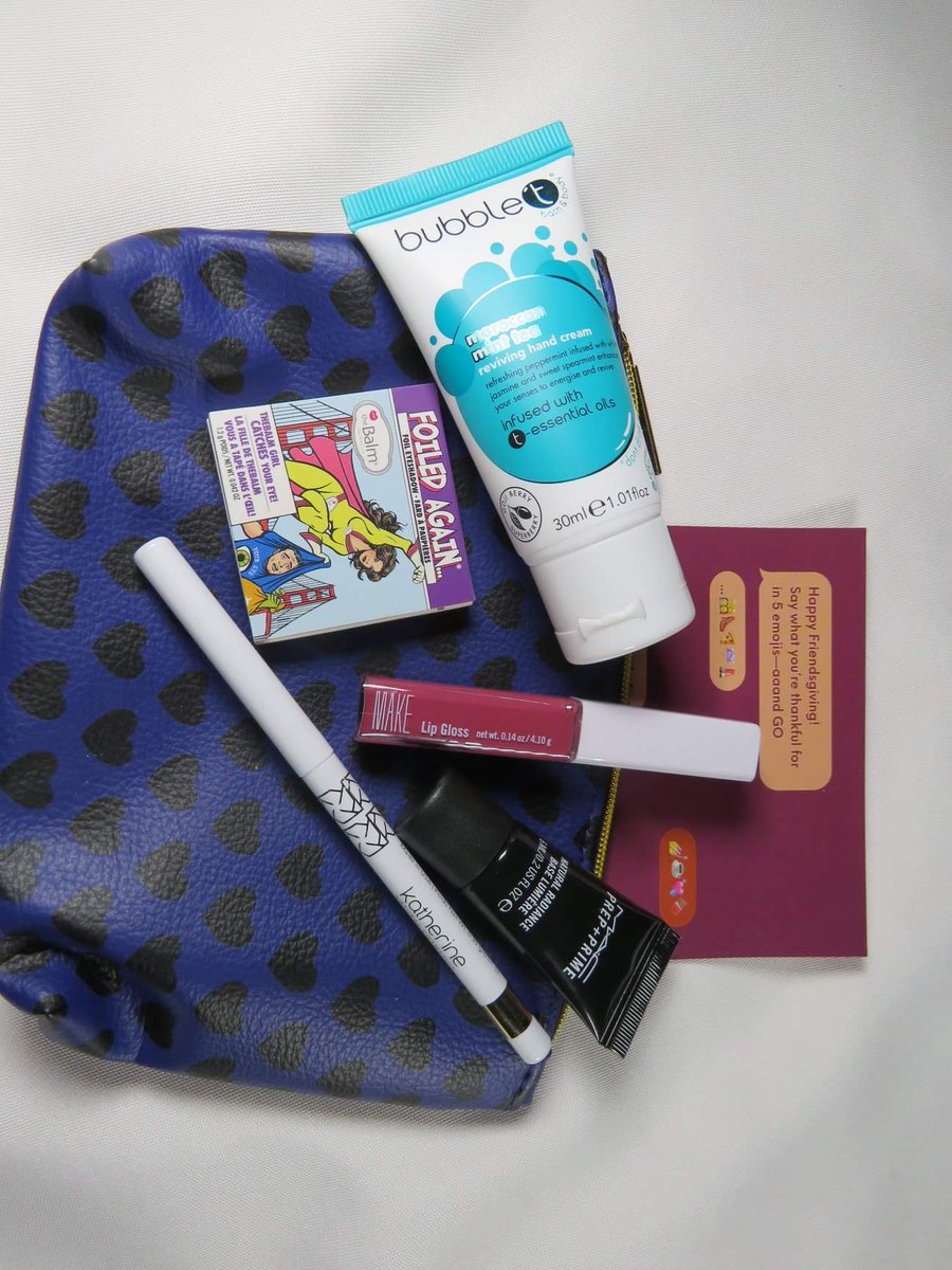 irenedoherty56's tweet photo. My @ipsy November glam bag
It's a ok bag. I got hand cream from @bubbletcosmetics also Eyeshadow from @theBalmEU also prep+prime from @MACcosmetics also eyeliner and a lip gloss. #ipsy #ipsyglambag #macprimer #LipGloss #Eyeliner #IRENE #reviews #melaninpoppin #makeup https://t.co/OjPRu61jT9