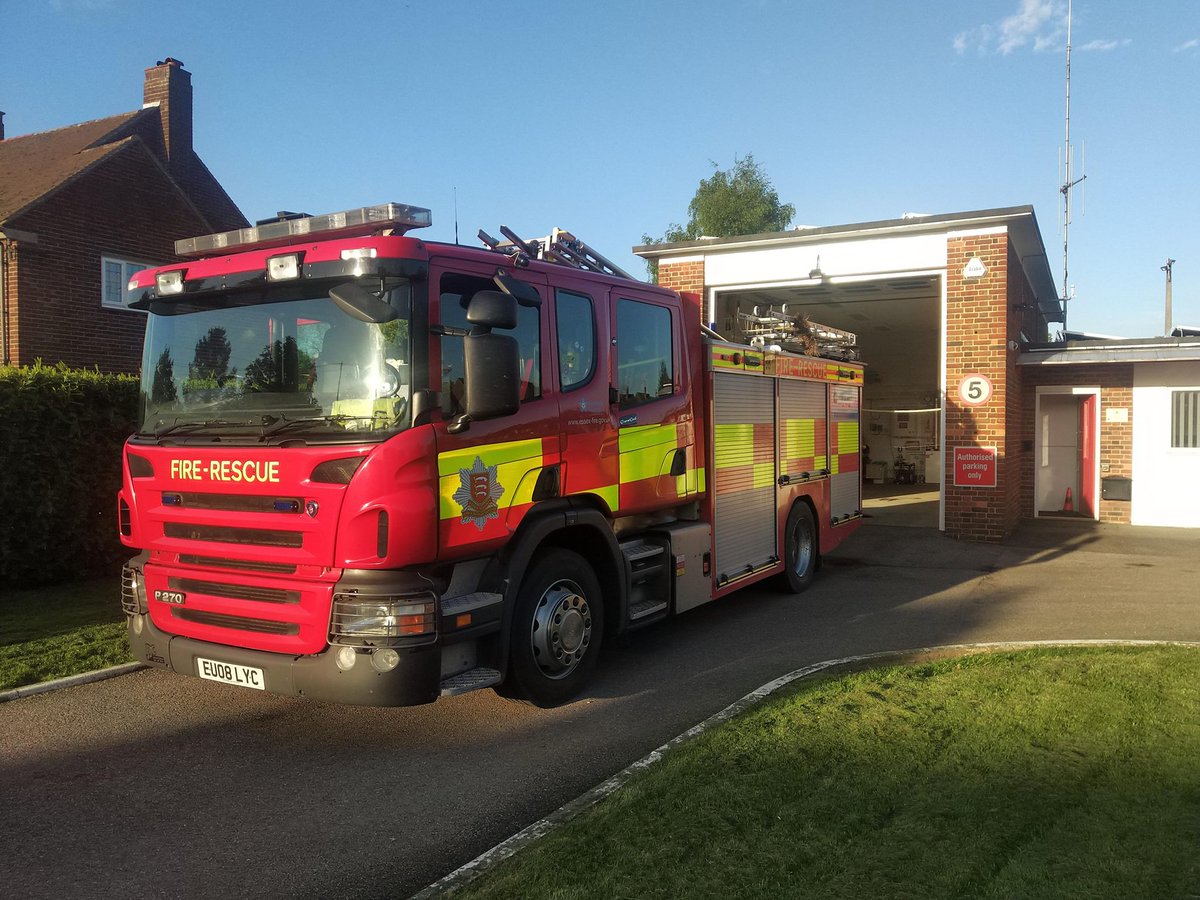 ECFRS's tweet photo. Name that station! If you regularly drive past #LeadenRoding Fire Station it might mean you could be an on-call firefighter. If you live or work 5 mins from CM6 1QB and are over 18 then drop into their recruitment session, 10am-2pm, Saturday 8 December. https://t.co/QCgAYuwa08 https://t.co/8TfTIQdMek