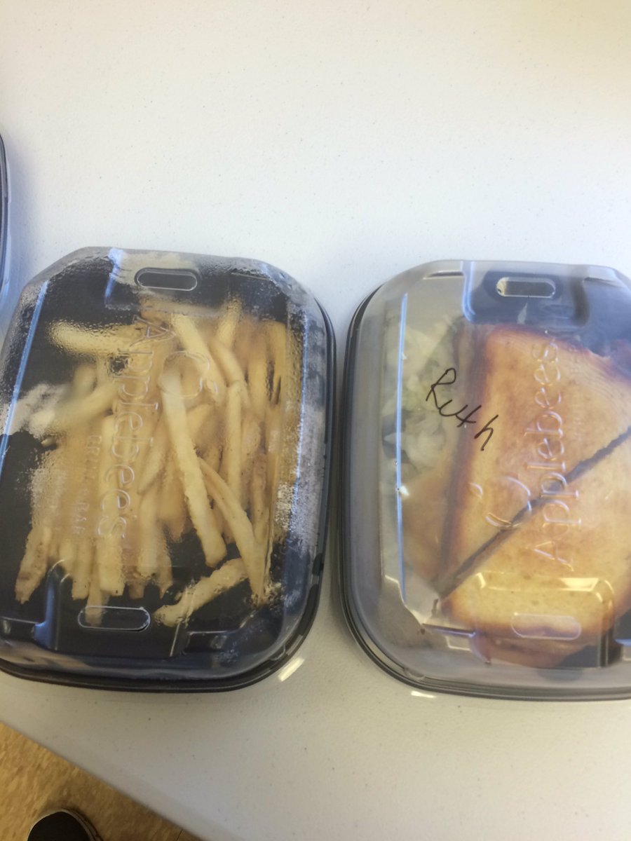 RU_monacogurl's tweet image. It's lunch time! Courtesy of 1 of the new providers! #Applebee's #Lunchtime