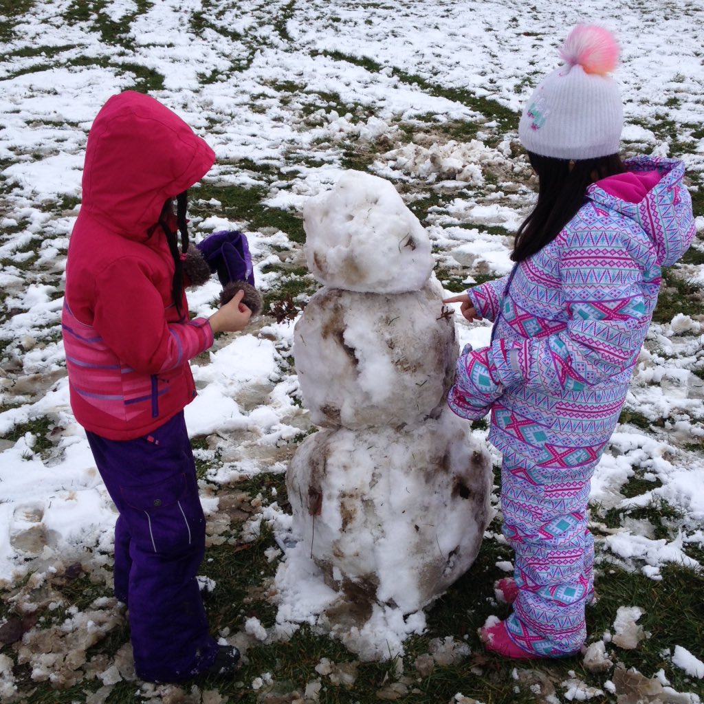 Rm111Gators's tweet photo. The Snowy Day was inspiration for our adventure to create patterns in the snow. We also worked on teamwork skills by making snowmen. https://t.co/u3LrG6ghUh