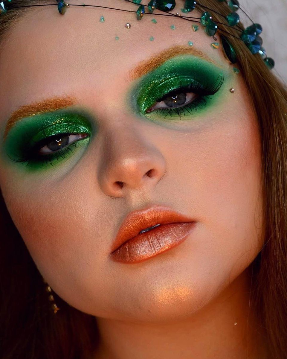 .<a href="/megbrownie24/">megan</a> making us green with envy.
Code CYBMON saving you coin all week long!