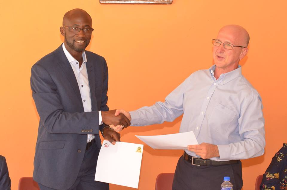 Real De Banjul FC (@realdebanjulfc) on Twitter photo <a href="/RealDeBanjulFC/">Real De Banjul FC</a> has signed a three-year partnership contract with renowned internet service providers @Netpage_4G on Thursday afternoon at the club's secretariat.
The connectivity giants are now the club's main sponsor for the next three years. #RDB4G <a href="/RealDeBanjulFC/">Real De Banjul FC</a> has signed a three-year partnership contract with renowned internet service providers @Netpage_4G on Thursday afternoon at the club's secretariat.
The connectivity giants are now the club's main sponsor for the next three years. #RDB4G