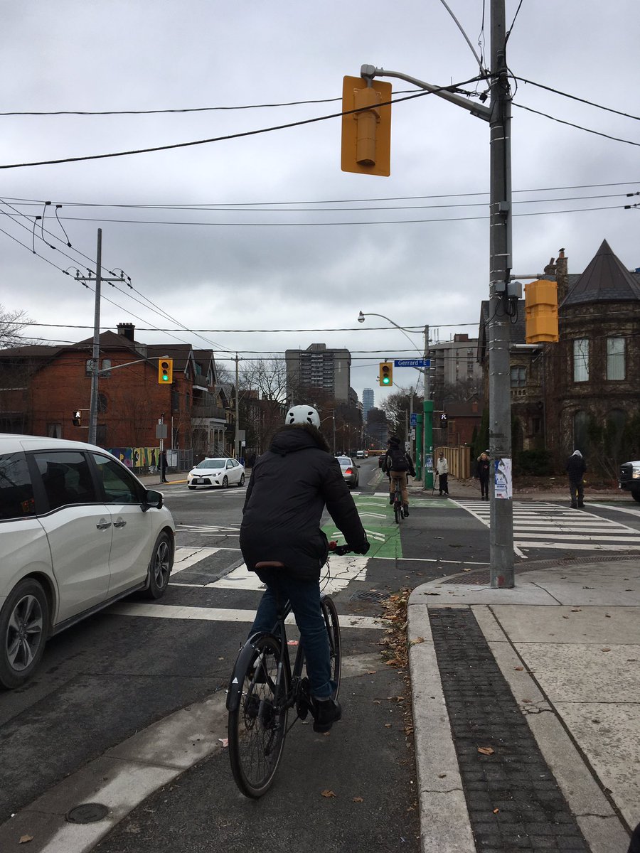 biketoschoolTO's tweet image. 10km ride to program @tdsb Eastdale CI from @CultureLinkTO on 80% bike lanes. Many are riding when there’s a connected grid, no matter the temperature @CycleToronto @TO_Cycling #buildthegrid
