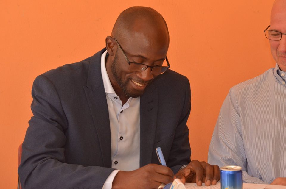 Real De Banjul FC (@realdebanjulfc) on Twitter photo 🗣️<a href="/BakaryKJammeh/">Baks Jammeh</a> "This is historic for us in Real and by extension to Gambian football in general because we're about to witness the signing of a partnership which is mutually beneficial to both our clubs". 🗣️<a href="/BakaryKJammeh/">Baks Jammeh</a> "This is historic for us in Real and by extension to Gambian football in general because we're about to witness the signing of a partnership which is mutually beneficial to both our clubs".