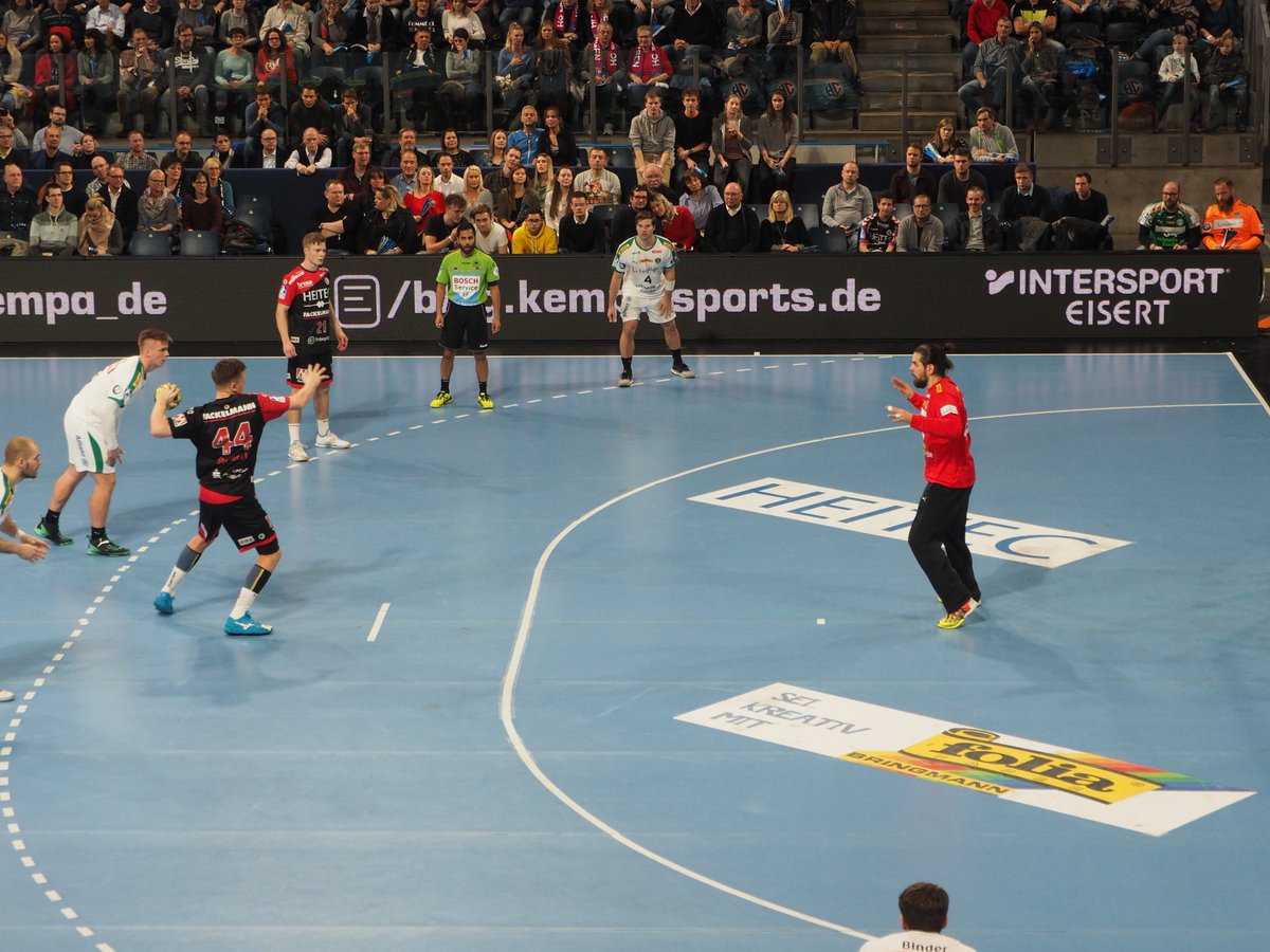 Dhfk Handball Live Hcedhfk 10 8 21 Min Christoph Steinert Kann Unseren Hexer Milos Putera Aus Sieben Metern Nicht Uberwinden T Co 7spoduvanw