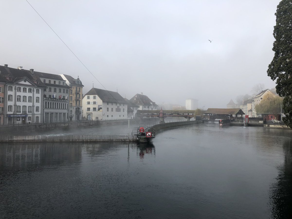 تعرف على جسر الكنيسة في لوزيرن، سويسرا، تورنا