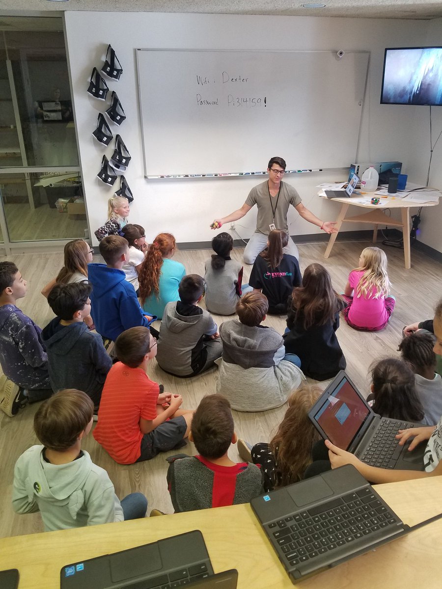 TheMrsRyder's tweet photo. @dexterlearning with @haynes_nwa learning about algorithms!!! #justhettingstarted #thisplaceiscool #iamwfisd #totalengagement #betheone https://t.co/KG7skjLOSY
