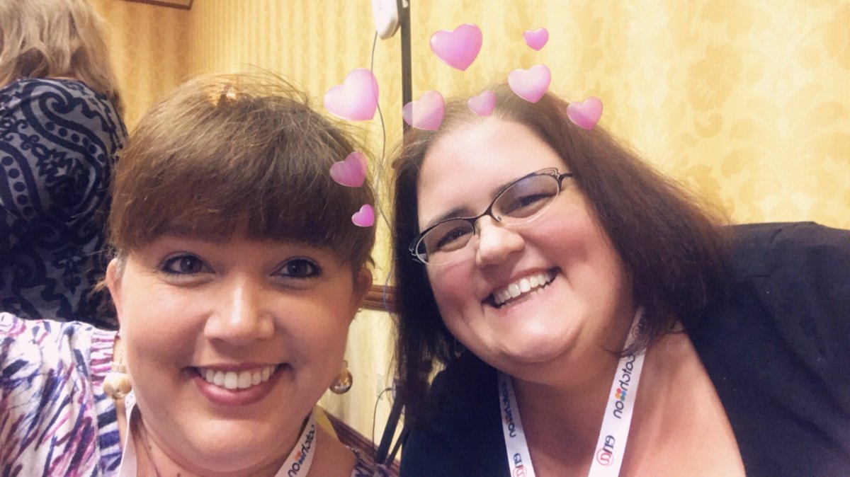 SGarrisonRES5's tweet photo. We loved learning about all the great activities Seesaw offers for our kiddos!! #RESRoars #BCSRocks #TETC2018 https://t.co/Xze3a5IJ2p