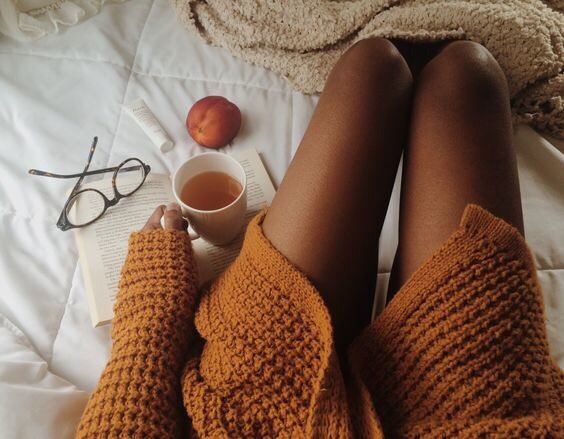 alternahaircare's tweet photo. Our ideal cozy setup on a chilly night, featuring an Alterna hair masque, of course.🍂 #AlwaysAlterna #FallTime https://t.co/EDcmaaH7PC