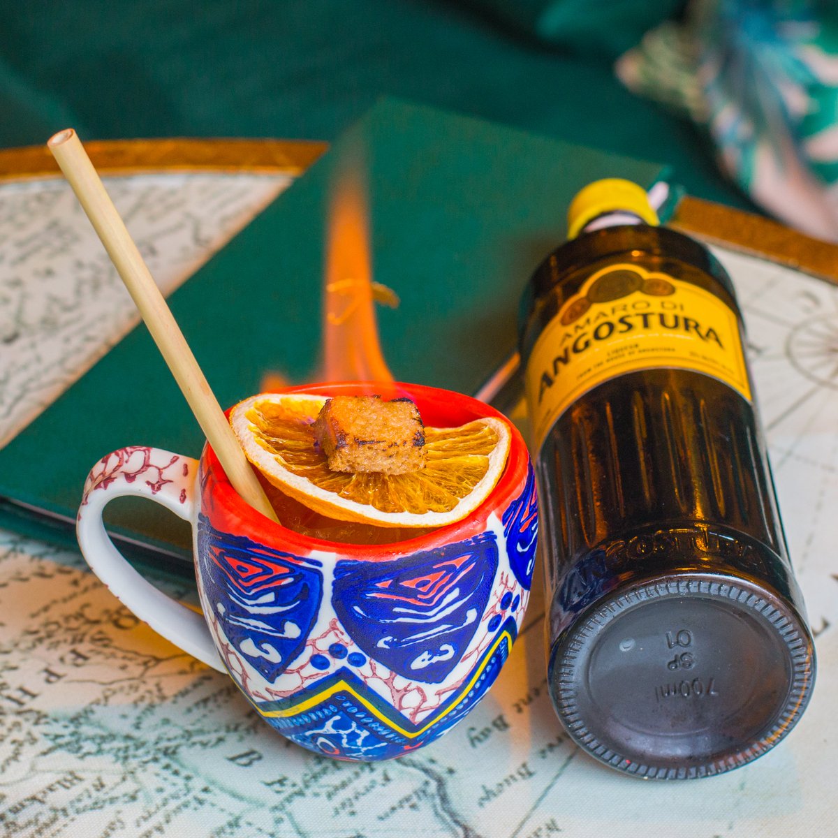 We love a drink by the fire, but the "Calypso Sour" from <a href="/lakikane/">Laki Kane Cocktail Bar & Restaurant Islington</a> comes with its own. <a href="/Angostura_Amaro/">AmaroDiAngostura</a> with <a href="/AngosturaHouse/">House of Angostura</a> 5 rum, cacao fruit, orange, lemon and gardenia mix, garnished with a slice of flaming spice cake. Warms you up inside and out! 🔥🔥 #fire #cocktails