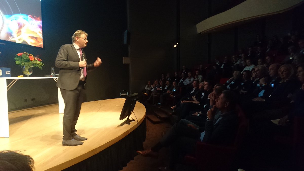 Gedeputeerde <a href="/peterdrenth68/">Peter Drenth</a> daagt de Noord-Veluwse ondernemers uit tot duurzame innovaties die de energietransitie mogelijk moeten maken. #vip2018
