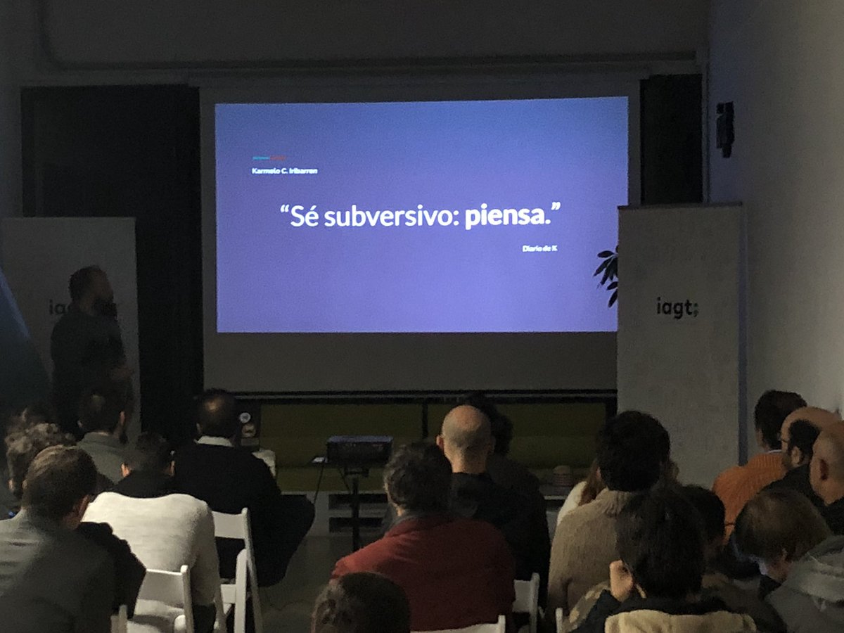 iagt_es's tweet photo. “Sé subversivo: piensa”, Javier Funes, @canonigos, de @GrupoTrevenque, en #DatabeerSVQ7. Muy interesante su charla sobre #OneTimeSecret. https://t.co/KjtzImSRRk