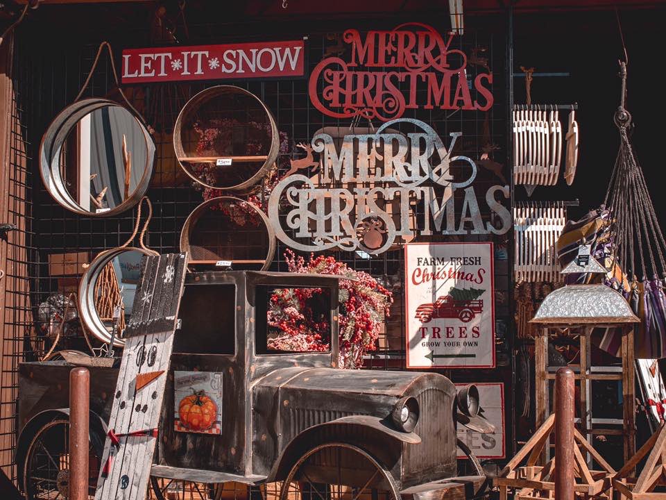 CantonTx's tweet photo. ✨We’re OPEN✨ Come out and get your Christmas shopping done today from sunrise to sunset☀️ We can’t wait to see you!! #FirstMondayTradeDays https://t.co/ZK91g5rFqm