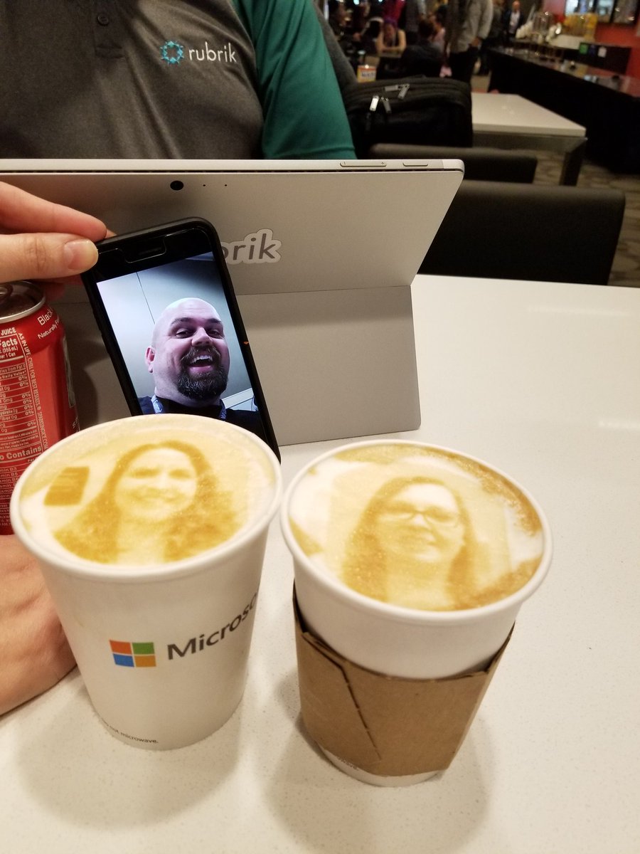 IrishSQL's tweet image. Also how he sneaks into our #sqlselfies