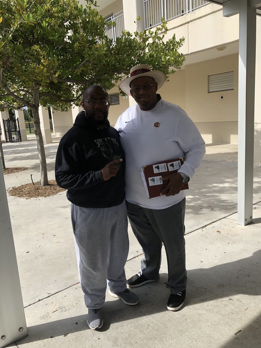 jetsweep33's tweet photo. Coach McPherson from Bethune got huge 👀👀👀’s on some of our seniors @KDynasty4 @Kingma1_ @T_Waxman1027 @JamesDarr70 https://t.co/2LshzrlWjd
