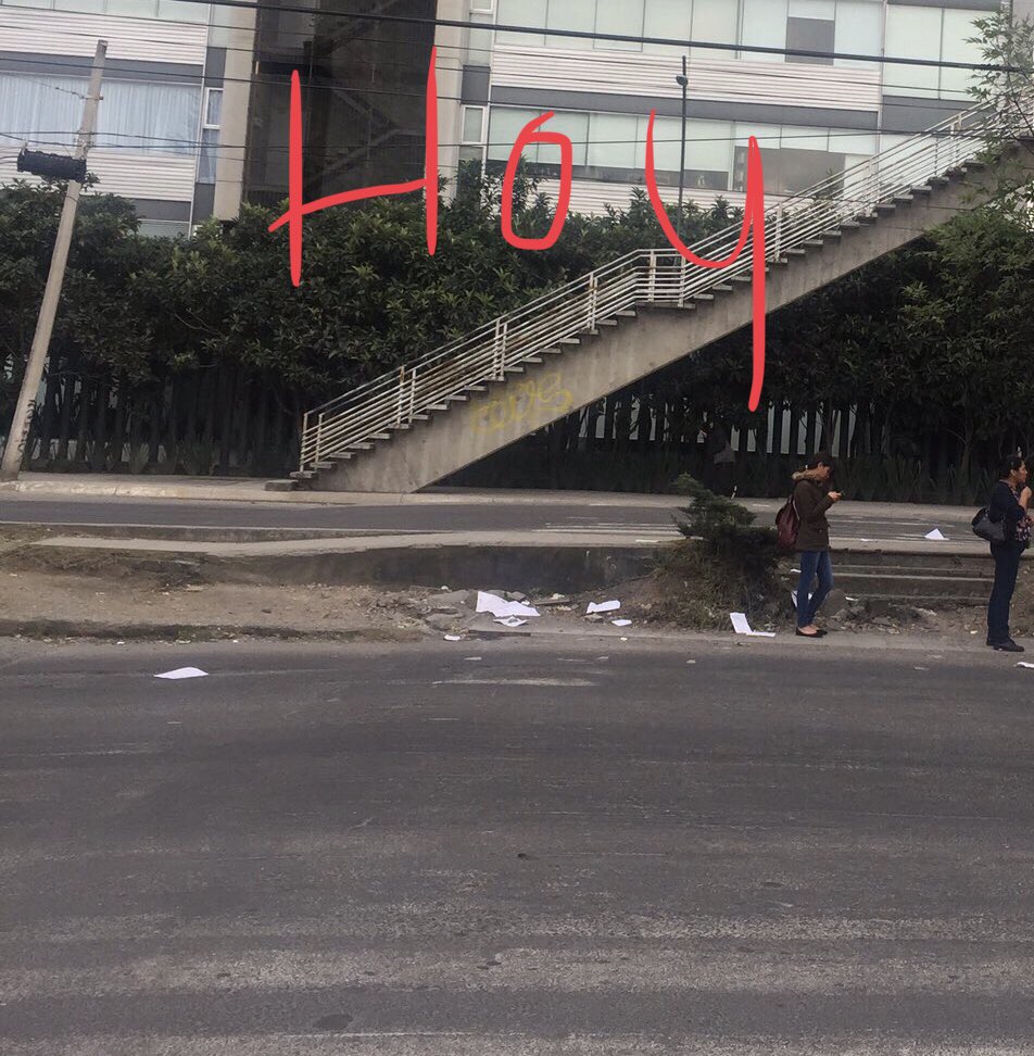 santadfense's tweet photo. @AdrianRubalcava @ReyPeatonCDMX @ivanenr59885275 @SocialSantaFeMx @Peaton_no @AlcCuajimalpa @ComiteSantaFe @VozCdMx @perynava @AriesJoshua_216 @peatonito @LigaPeatonal @hazciudad @COPRED_CDMX @EnfoqueNoticias @ColonosSantaFe @civicomexico @InfozonaToday @SantaFeDF @NoMetrobusL7 @Barbariux_ @EspacioPublicoX @p1chagoya @peatonesprimero @ReyPeaton @RedActivismo @GobCDMX @CONAPRED @Espejored @supercivicosmx @VigilanteCDMX @MoratoriaUrbana @5antaMerlina @GustavoSilvaV @warkentin @betovaldevilla @NoMasDeprimidos @PueblodeXoco @centrostafe Pero sin duda podremos recuperar la infraestructura peatonal que se “borró” ya hace casi 4 años. Ese camellón si lo podría arreglar la alcaldía https://t.co/OXklhzRNBQ
