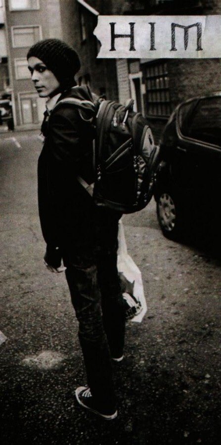 Glas_Lilie's tweet photo. Good evening! 🤗 @BibiBee74 @twilightmania72 @Metalchic73 @MrsValo2 @angelalovesbvb4 @angelcakelala #HIM #VilleValo https://t.co/Ze1hZwVonx
