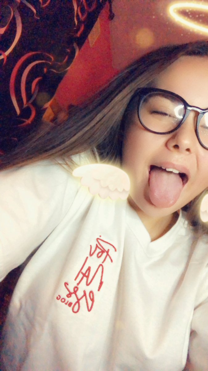 tamzinb2003's tweet photo. So glad these have come and can’t wait to get the box for Christmas😂🎄 @PointlessBlog @PBMerch https://t.co/3faG8nvWVl