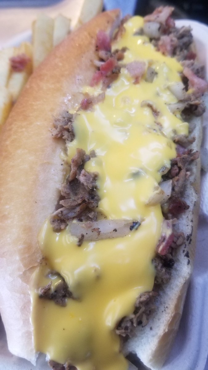 LUNCH TODAY
GET A CHEESESTEAK
11-2pm HAYWARD
CAL STATE EAST BAY