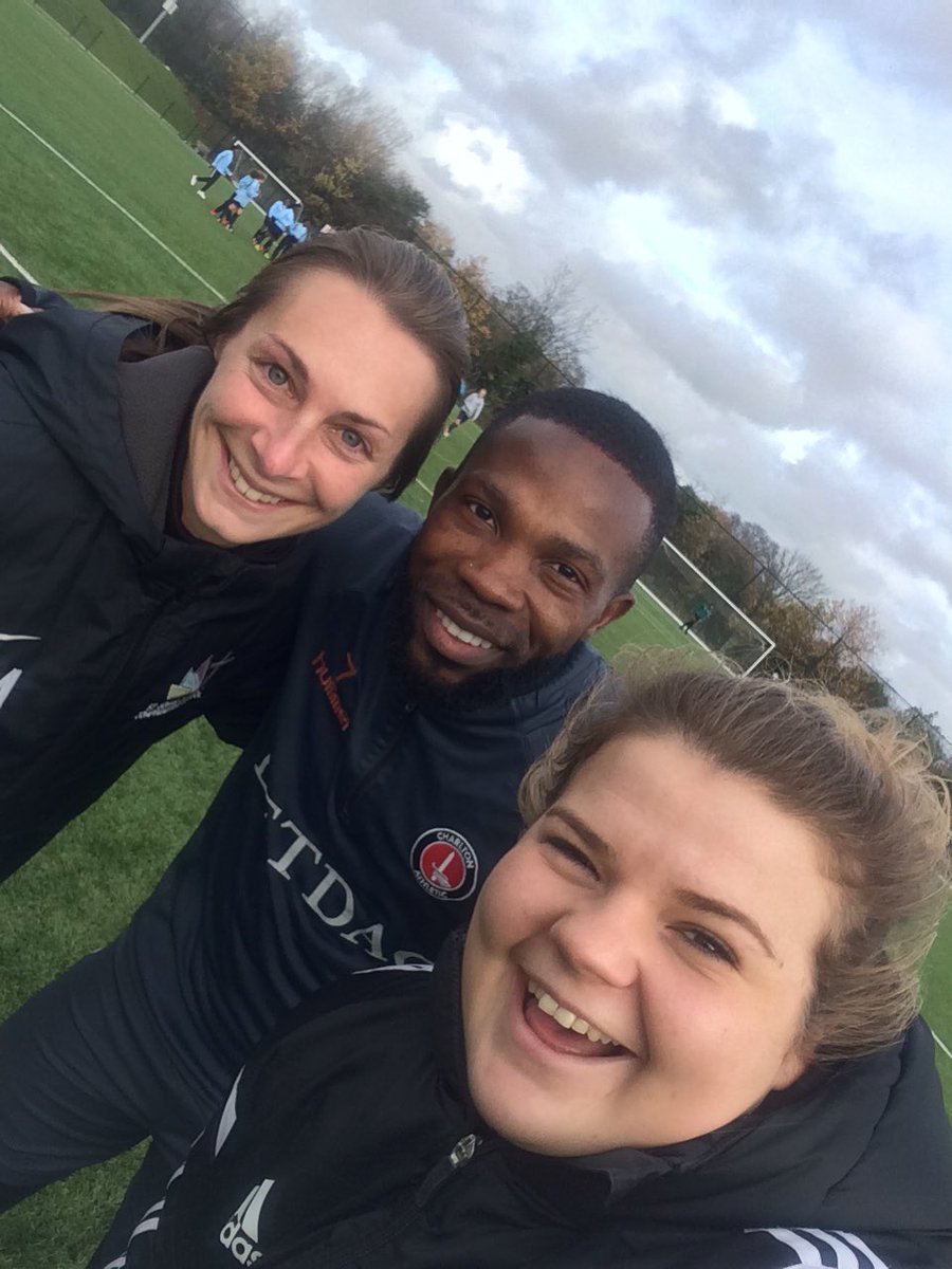 Miss K Munns tweet media