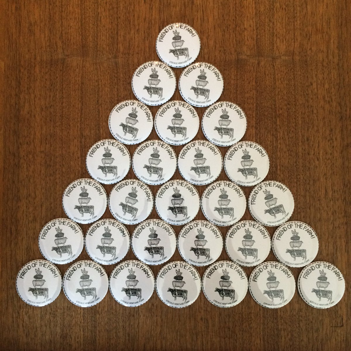 SadiesPlaceWR's tweet photo. Last weekend, @JSteckleFarm hosted their annual Wake Up, Santa! pancake breakfast where Friends of the Farm were treated to a magnet made by #INclusionbyPRESS Button Collaborative. 

Thank you for all that you do for our community, Steckle❤️

#KWawesome #kwbuttons https://t.co/FAJGOIuqnP
