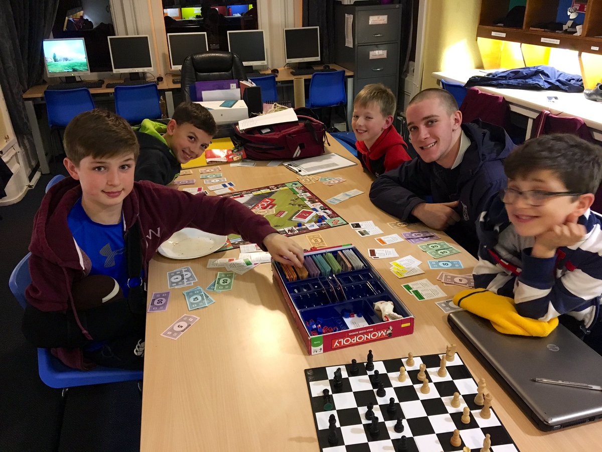 DCPSBoarding's tweet image. Lots of boys out performing this evening but still plenty of activities happening in Caldecote! #TechFreeThursday #extramaths #monopolytwoways #checkmate