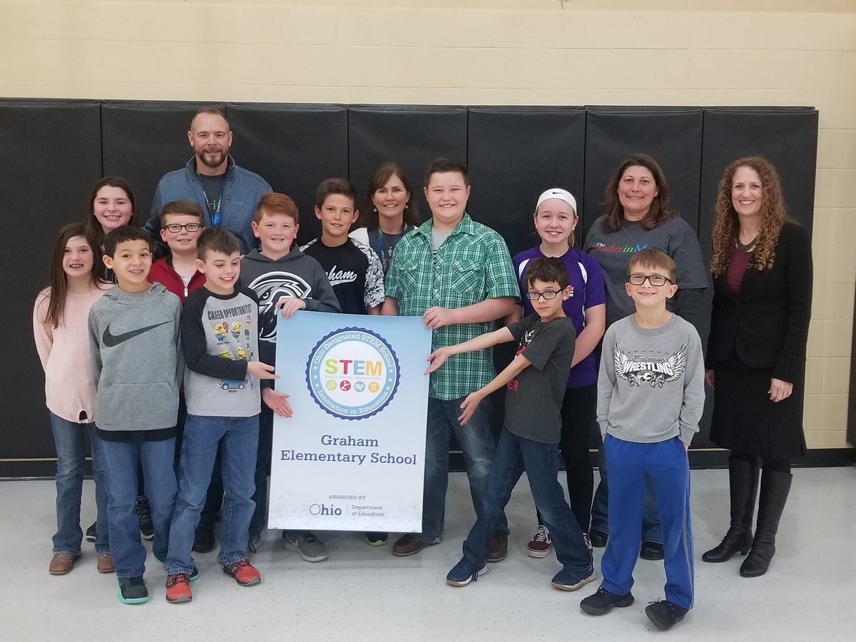 CMill_STEMguy's tweet photo. Guess what...#ODE was here @GESFalcons today to present our STEM designation and guess what, STEM was in action. @davisajn1 #GESteam #gespride https://t.co/ZpmjADEZmu