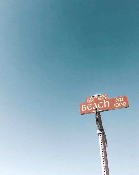 The beach is this way!
Photo by IG user lifebymichael
bit.ly/2B4LT6v